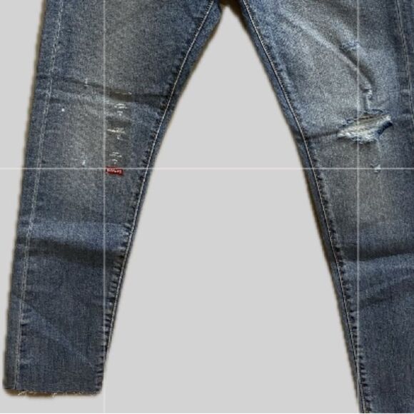 Levi's NWT Wedgie Skinny High Rise Raw Hem Denim Jeans 28 - Picture 5 of 12